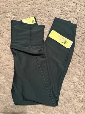 all in motion effortless support pocketed legging high rise 7/8 length dark gree